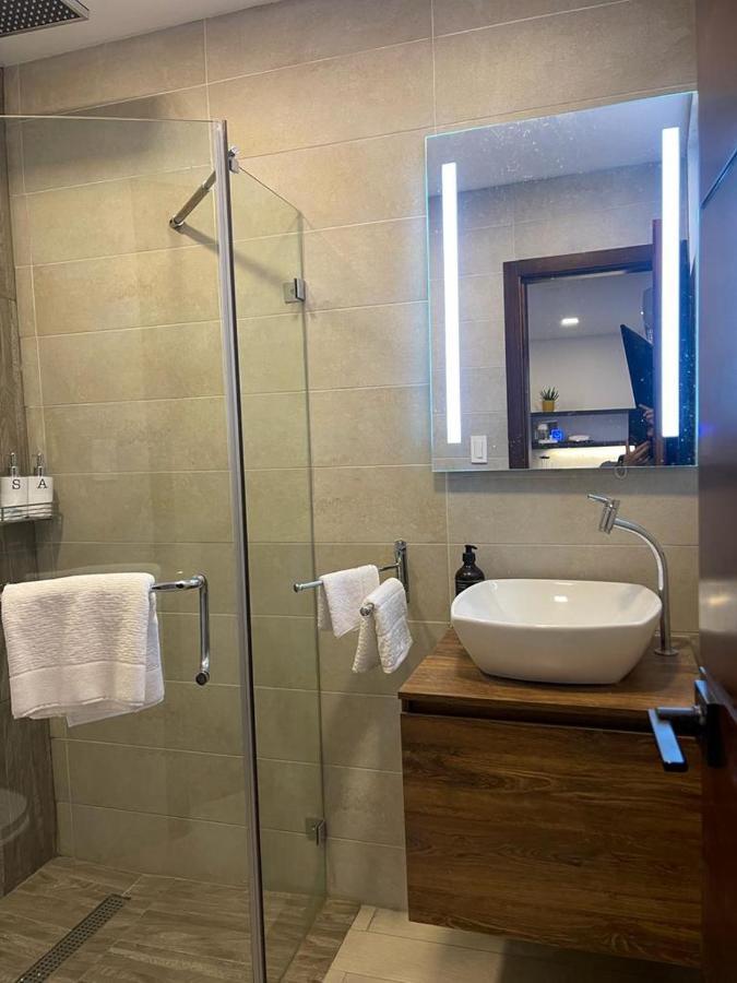 Kiran Lodging Guayaquil Exteriör bild